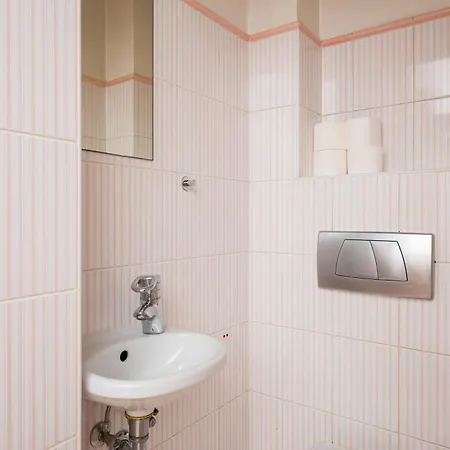 Praga Poludnie Spacious ワルシャワ