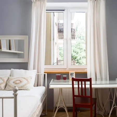 Praga Poludnie Spacious